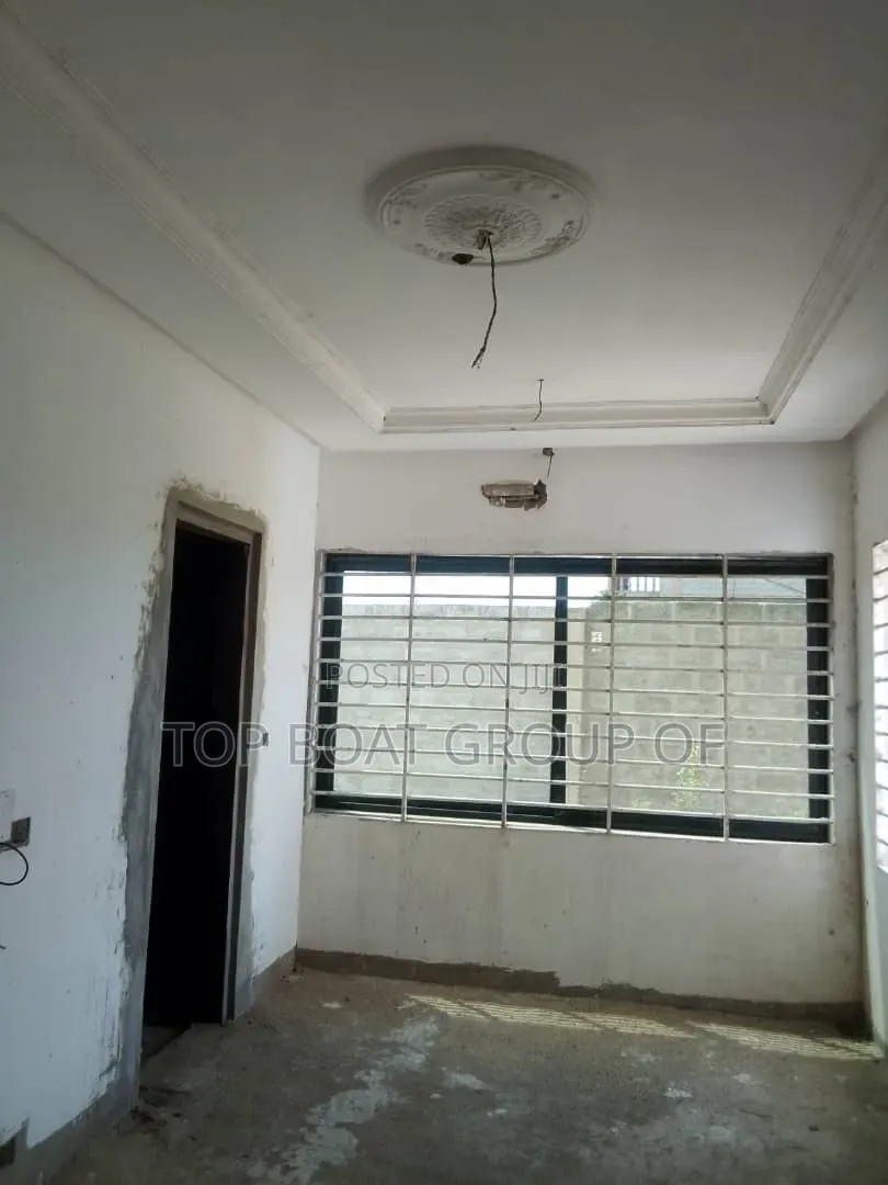 6bdrm Mansion in Top-Boat Group Of, Prampram for sale