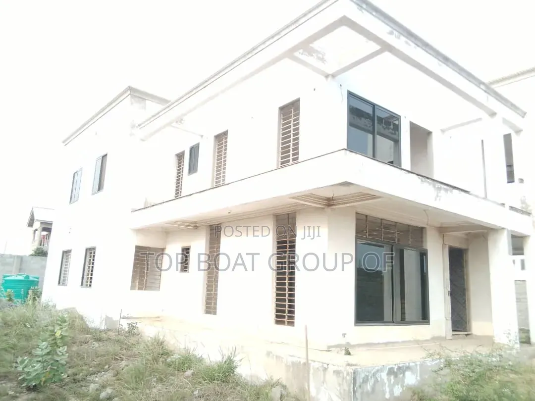 6bdrm Mansion in Top-Boat Group Of, Prampram for sale