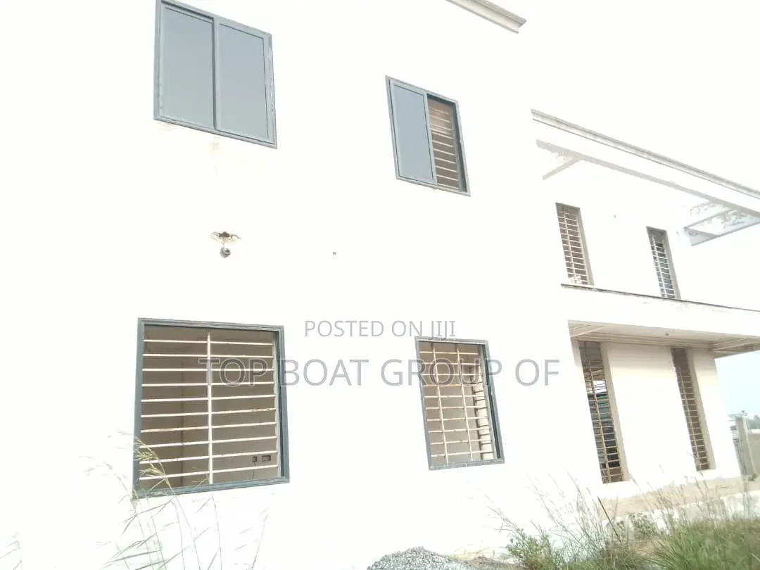 6bdrm Mansion in Top-Boat Group Of, Prampram for sale