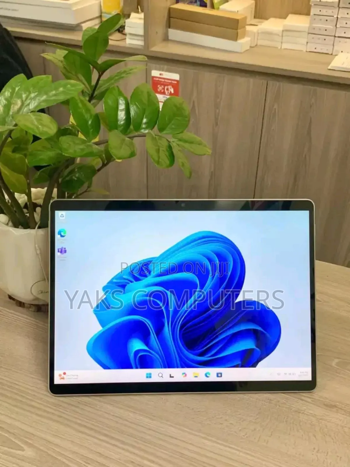 New Laptop Microsoft Surface Pro 9 32GB Intel Core i7 SSD 1T