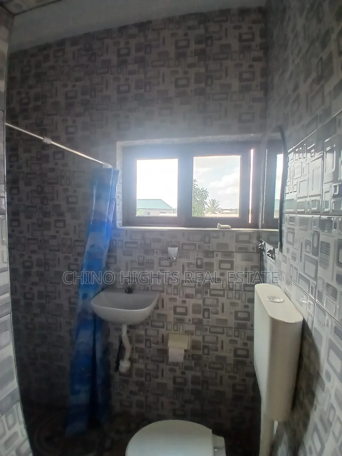 1bdrm Apartment in Fire Service, Tema Metropolitan for rent