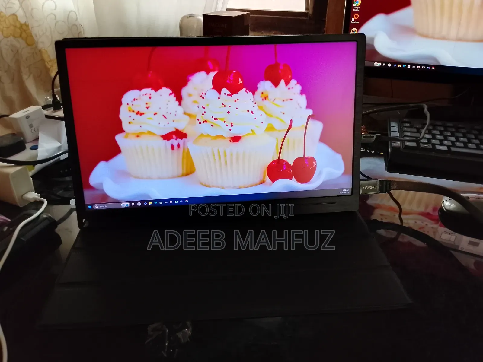 15.6inch Portable Monitor With Lines