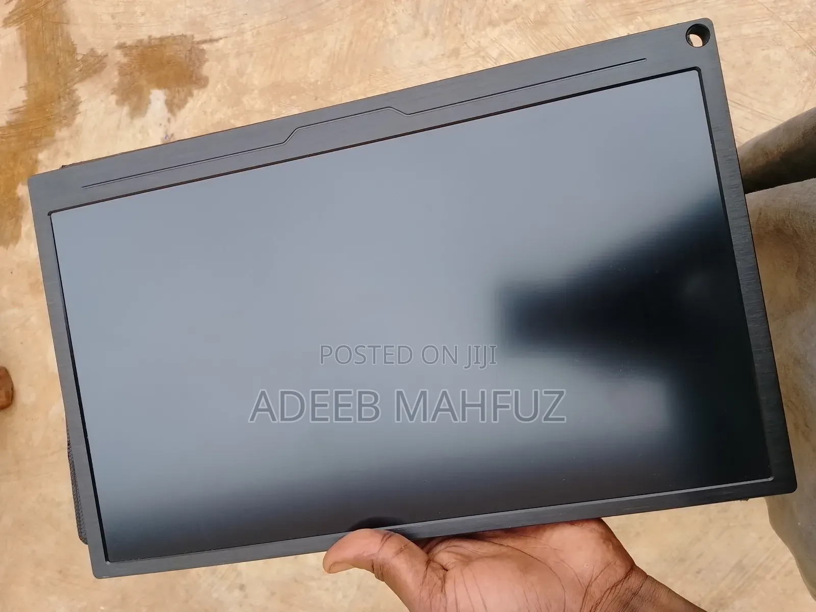 15.6inch Portable Monitor With Lines