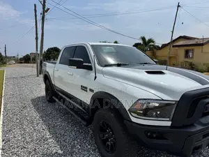 RAM 1500 Laramie Crew Cab 4WD 5.6 ft SB 2023 White