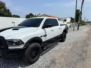RAM 1500 Laramie Crew Cab 4WD 5.6 ft SB 2023 White
