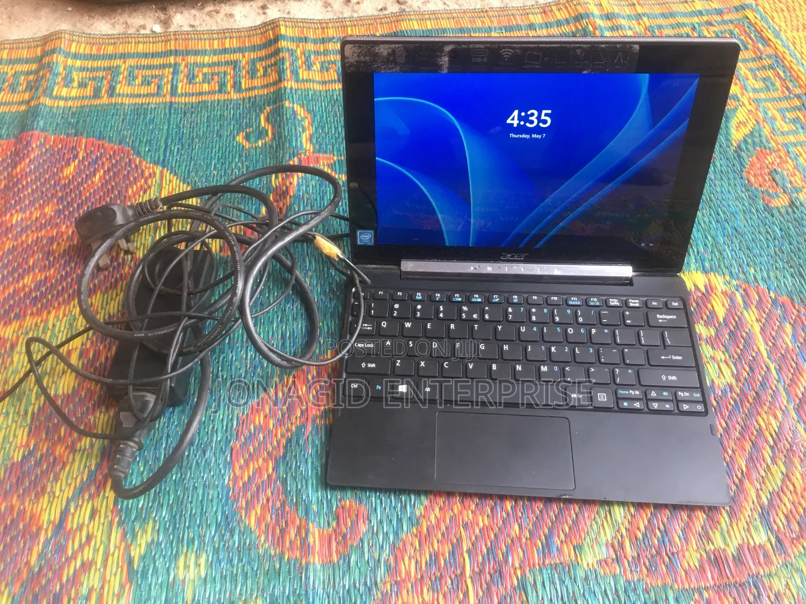 Laptop Acer Switch V 10 4GB Intel HDD+SSD 60GB