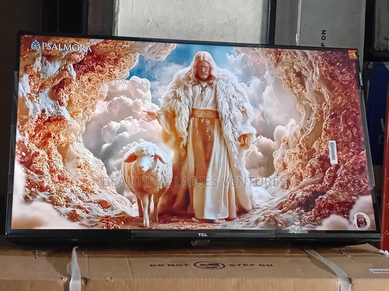 TCL 32” Hd Tv With Sleek Black Finish