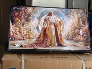 TCL 32” Home Entertainment Display
