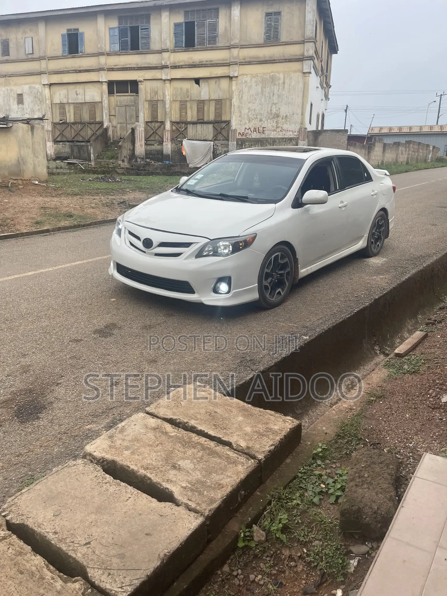 Toyota Corolla S 4dr Sedan (1.8L 4cyl 4A) 2013 White
