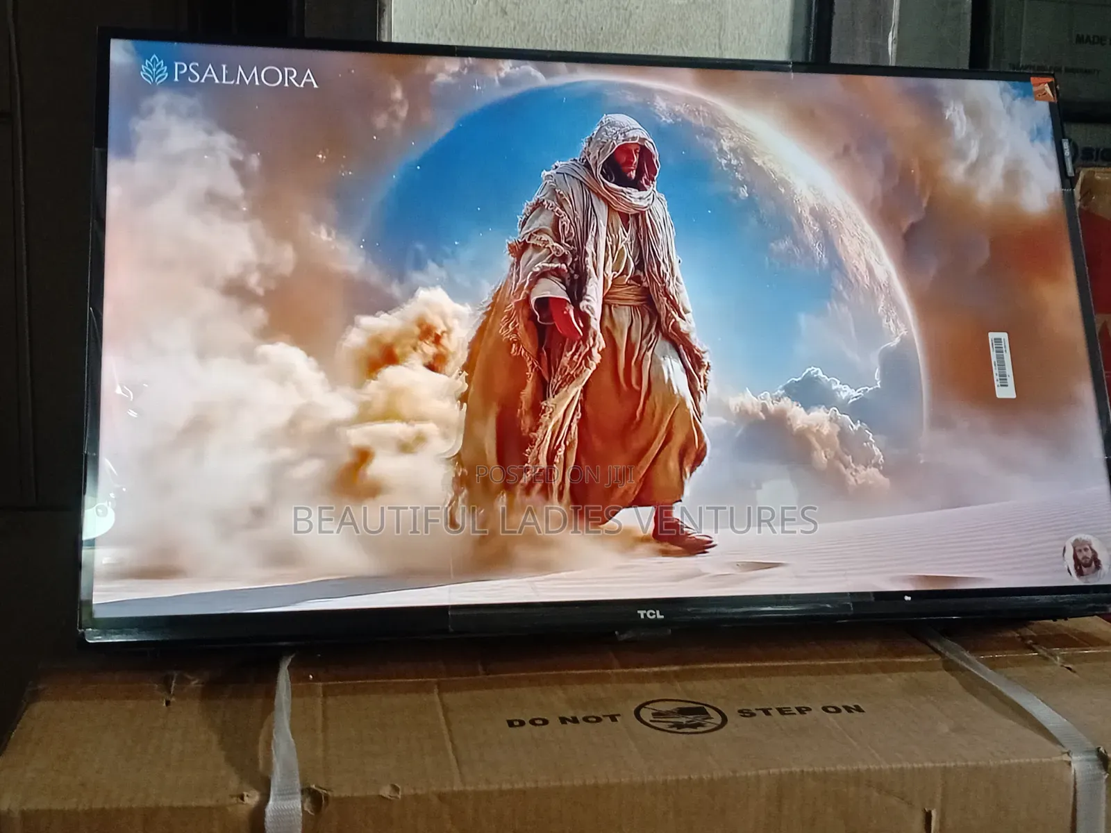 TCL 32” Modern Viewing Experience Television