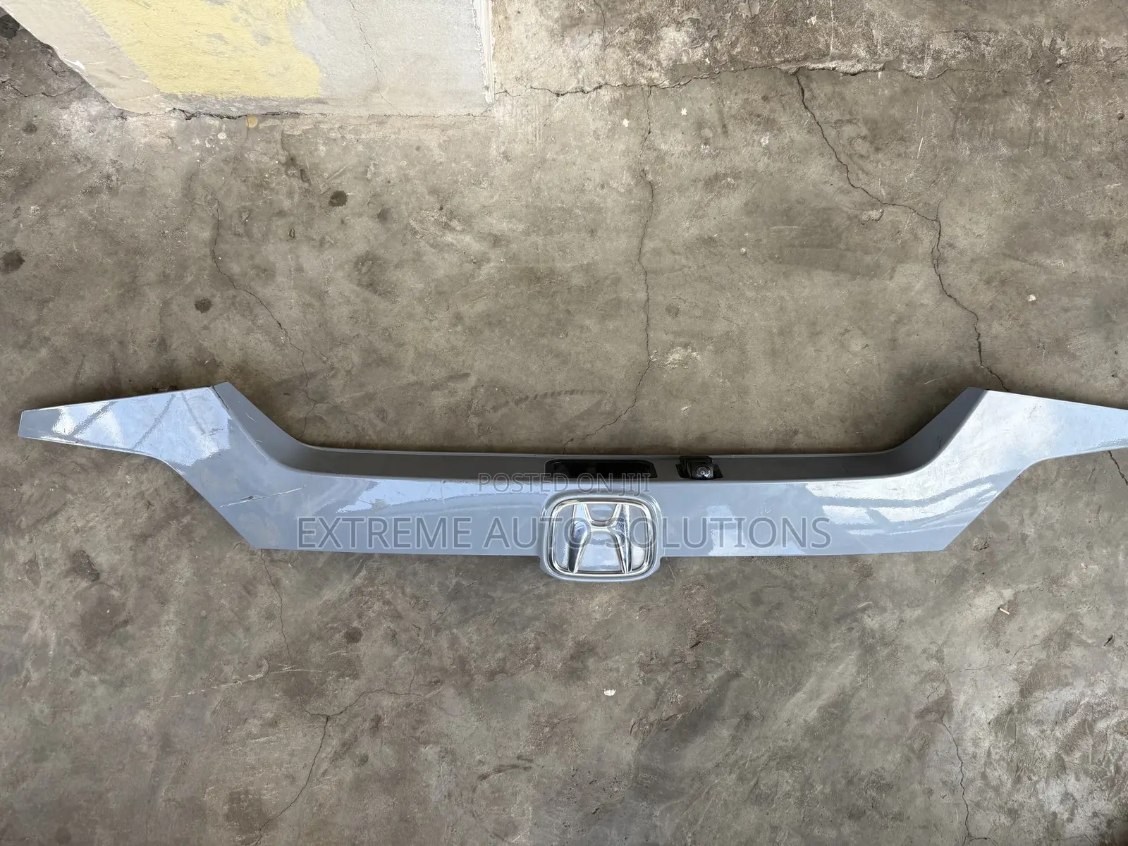 2018-2022 Honda Accord Rear Tailgate Garnish Molding