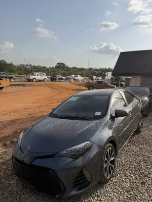 Toyota Corolla 2018 Gray