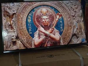 TCL 32” Stylish Energy Efficient Tv