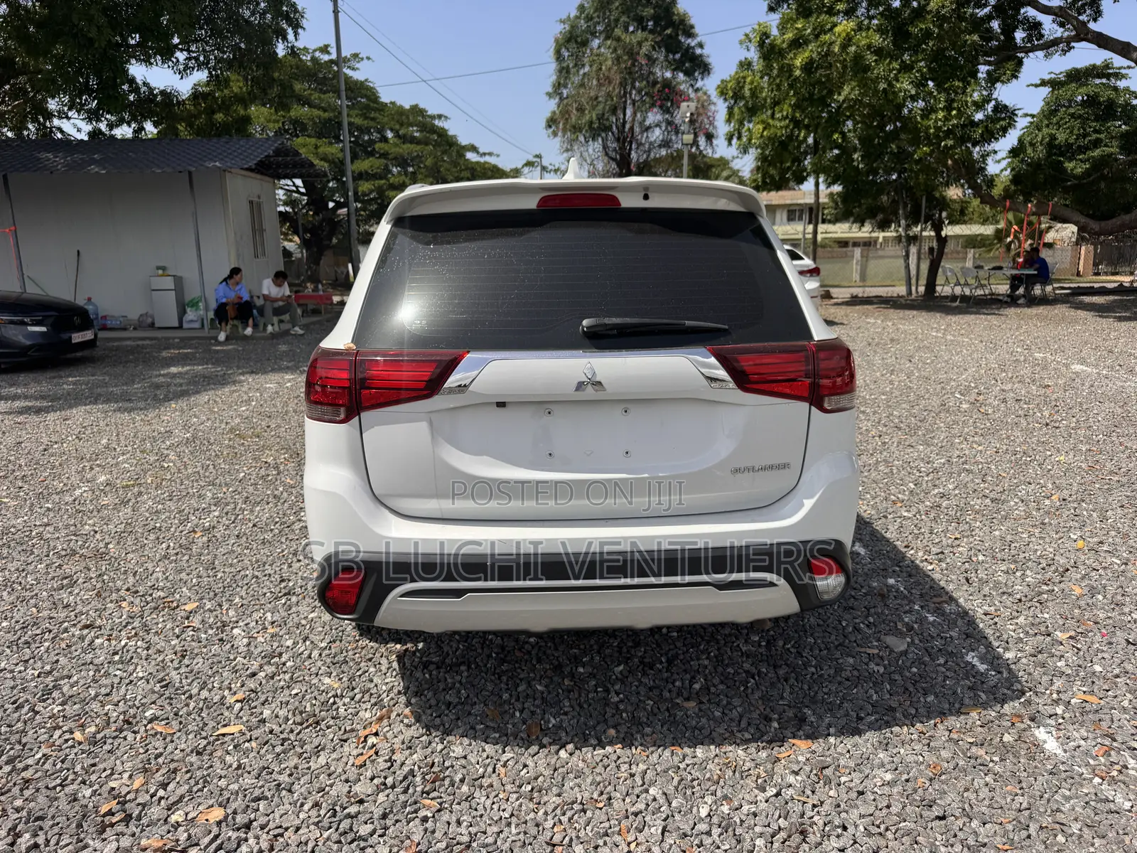 Mitsubishi Outlander 2019 White