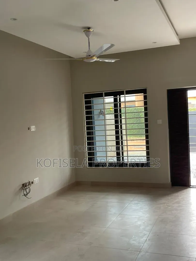 2bdrm House in Ayi Mensah, Oyarifa for sale