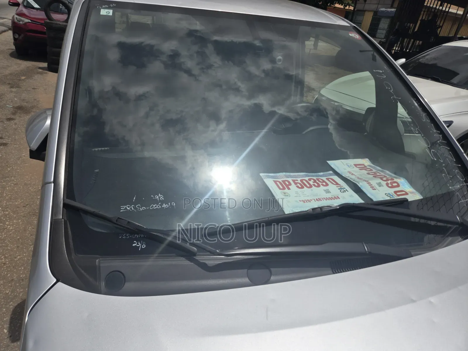 Toyota Voxy 2015 Silver