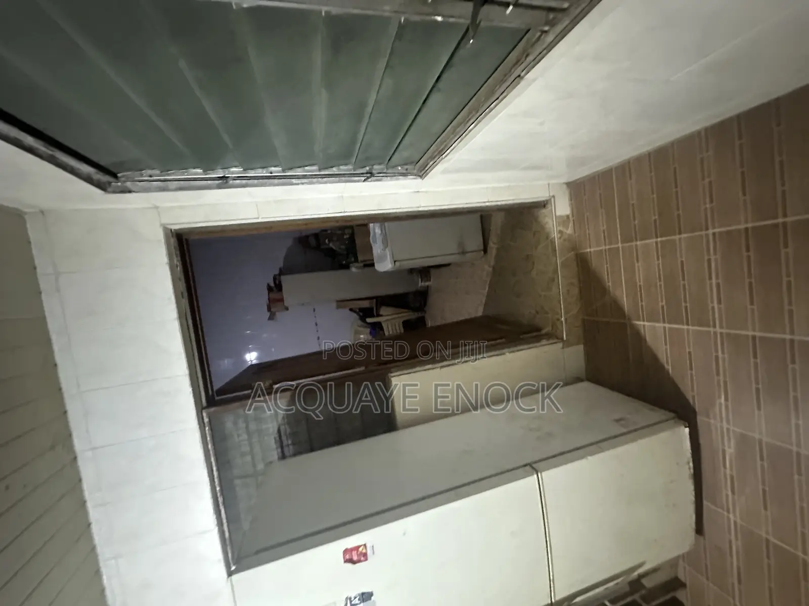 Furnished 4bdrm Apartment in Ablekuma for sale