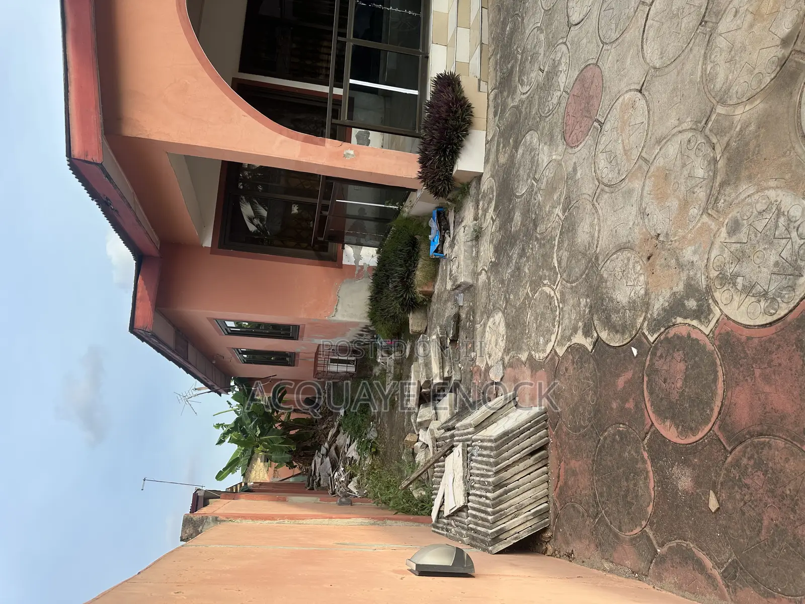 Furnished 4bdrm Apartment in Ablekuma for sale