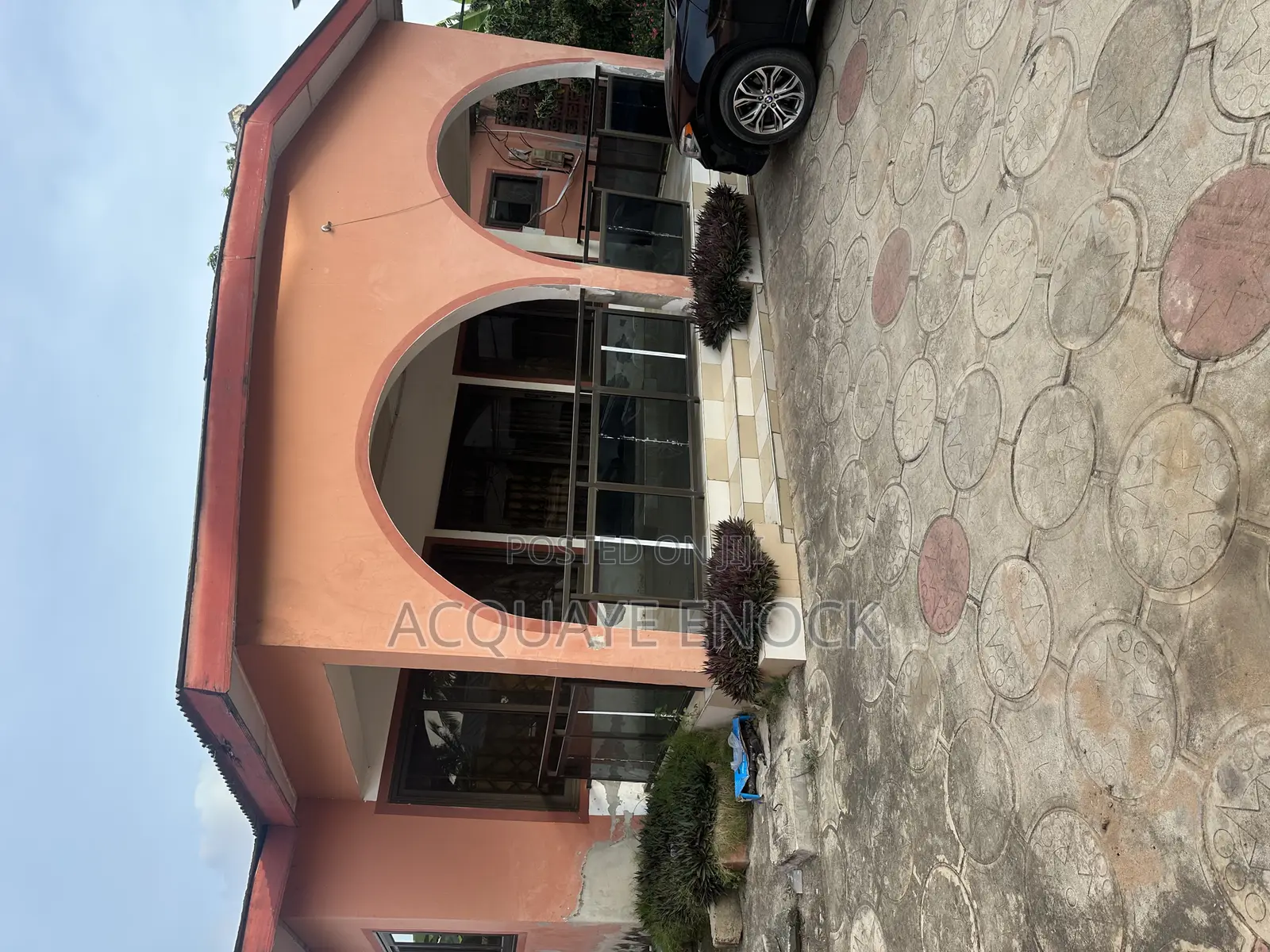 Furnished 4bdrm Apartment in Ablekuma for sale