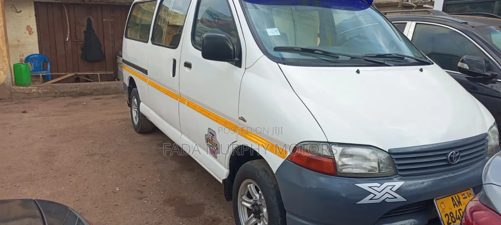 Toyota HiAce 2012 White