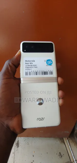 Motorola Razr 40s 256 GB Rose Gold