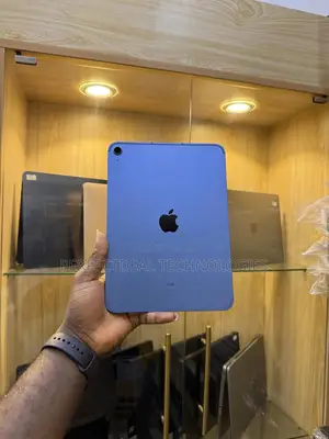 New Apple iPad (2025) 128 GB Blue