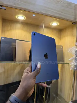 New Apple iPad (2025) 128 GB Blue