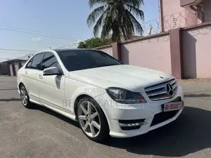 Mercedes-Benz C250 2014 White