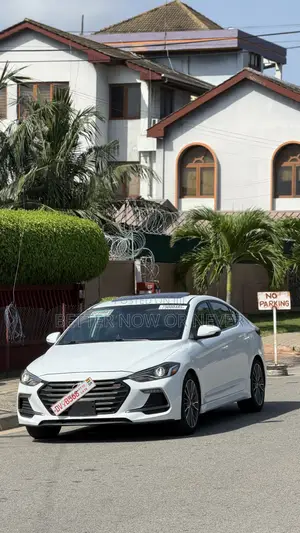 Hyundai Elantra Sport 2018 White