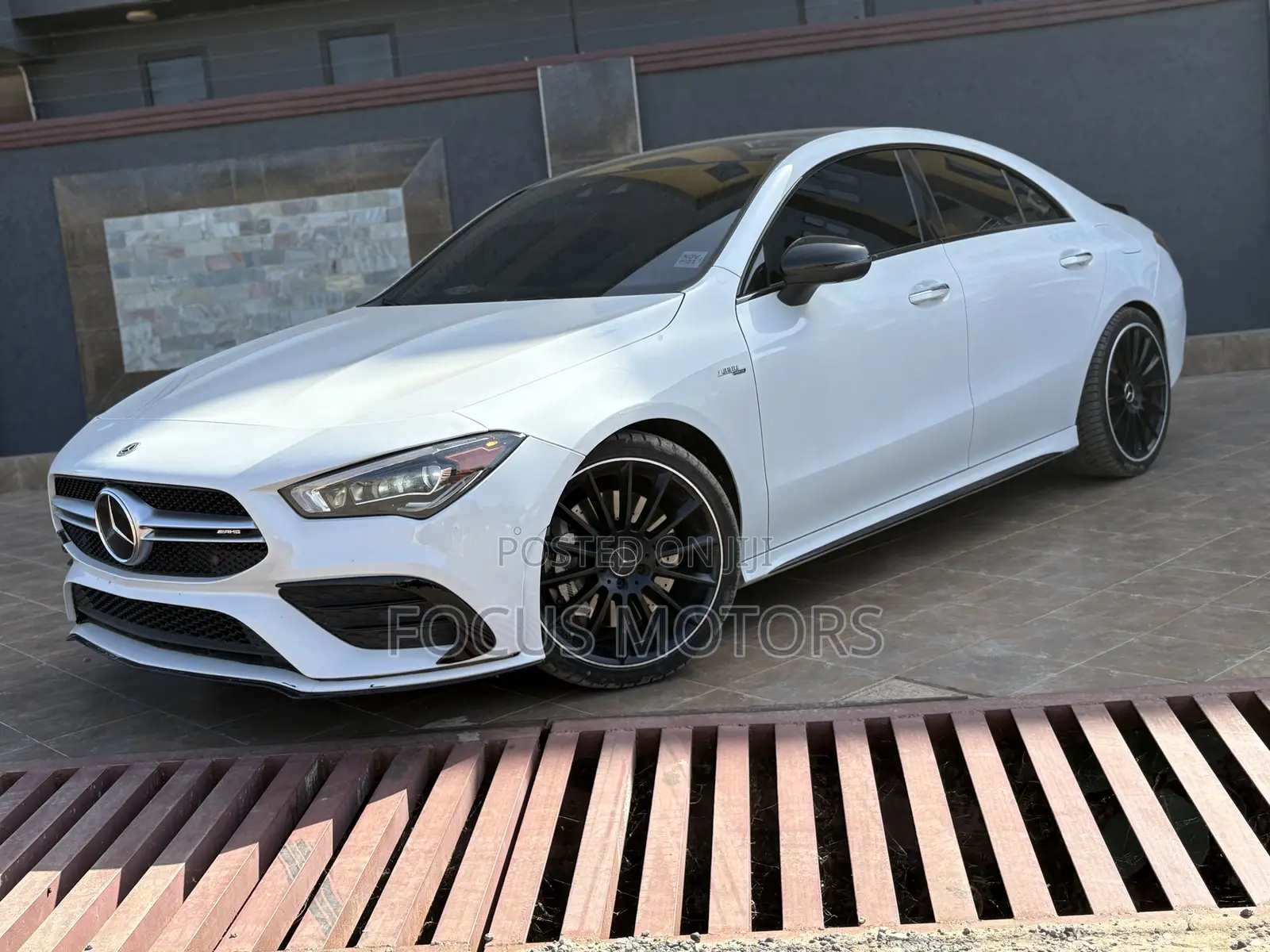 Mercedes-Benz CLA-Class AMG CLA 35 4MATIC Sedan 2022 White