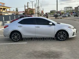 Toyota Corolla S Plus 4dr Sedan (1.8L 4cyl CVT) 2016 Silver