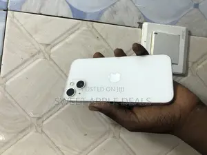 Apple iPhone 13 128 GB White