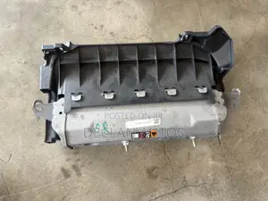 2019 to 2024 Toyota Rav4 Driver Side Left Lower Knee Airbag Oem