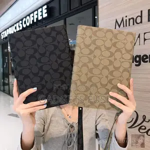 Coach iPad A16 Case