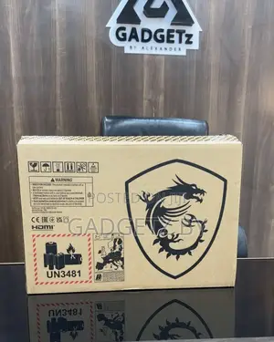 New Laptop MSI 8GB AMD Ryzen 5 SSD 512GB