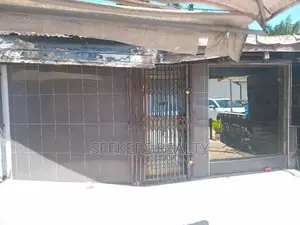 Night Club / Pub for Rent – Oxford Street, Osu