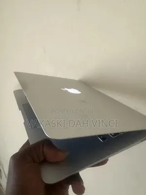 Laptop Apple MacBook Air 2017 8GB Intel Core i5 SSD 128GB