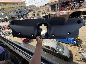 Toyota Highlander Grand Radiator Panel