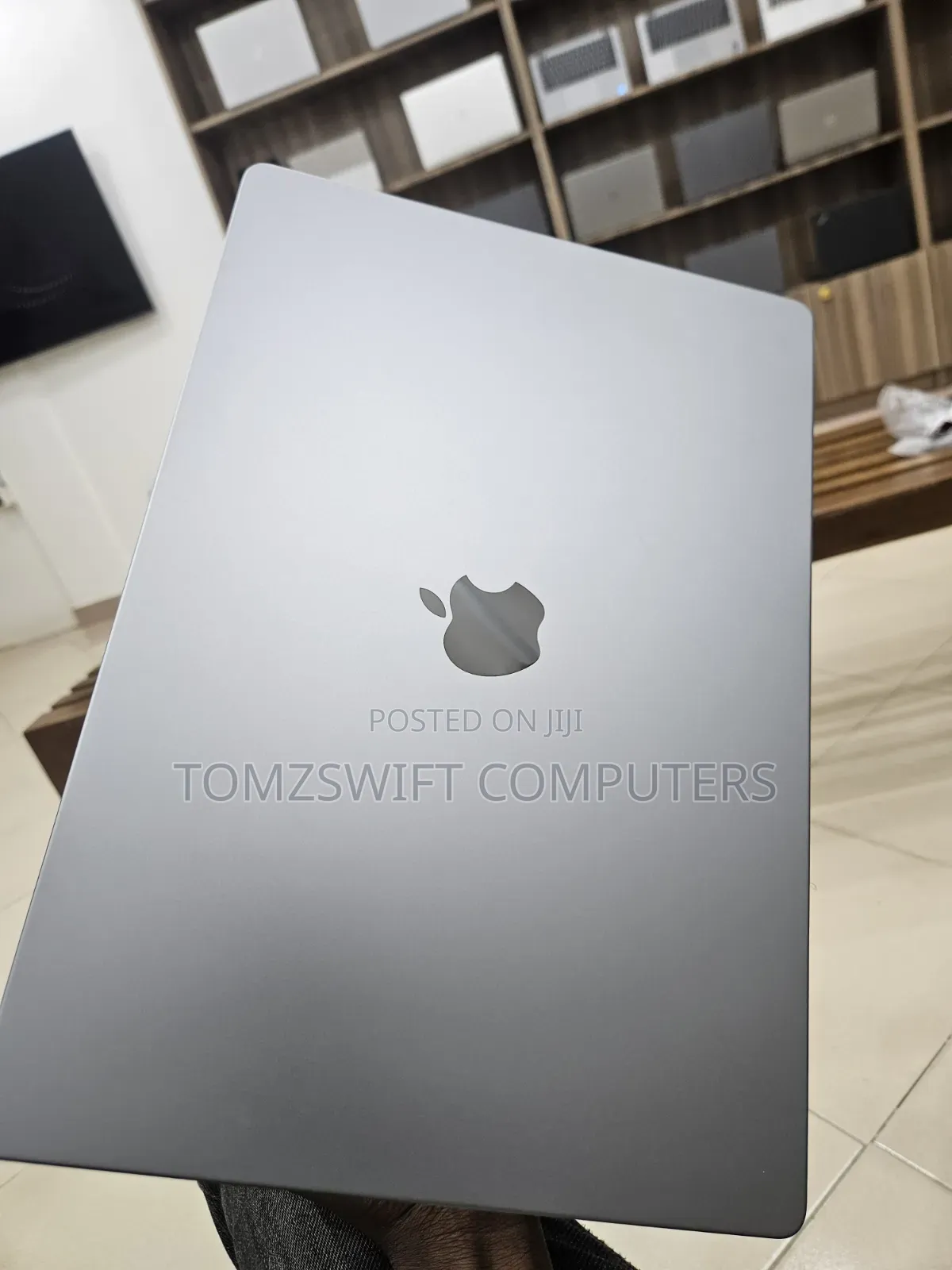 Laptop Apple MacBook Pro 16GB Apple M1 Pro SSD 1T