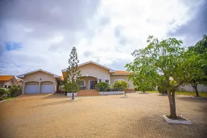 4bdrm House in Regimanuel Golden for rent