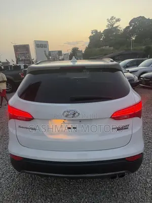 Hyundai Santa Fe Limited AWD 2016 White