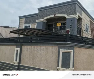 6bdrm Duplex in Amasaman for sale
