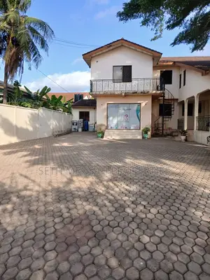 10bdrm House in 10 Bedroom House, Presby Church Area for rent