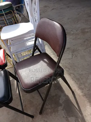 Brown Foldable Chair