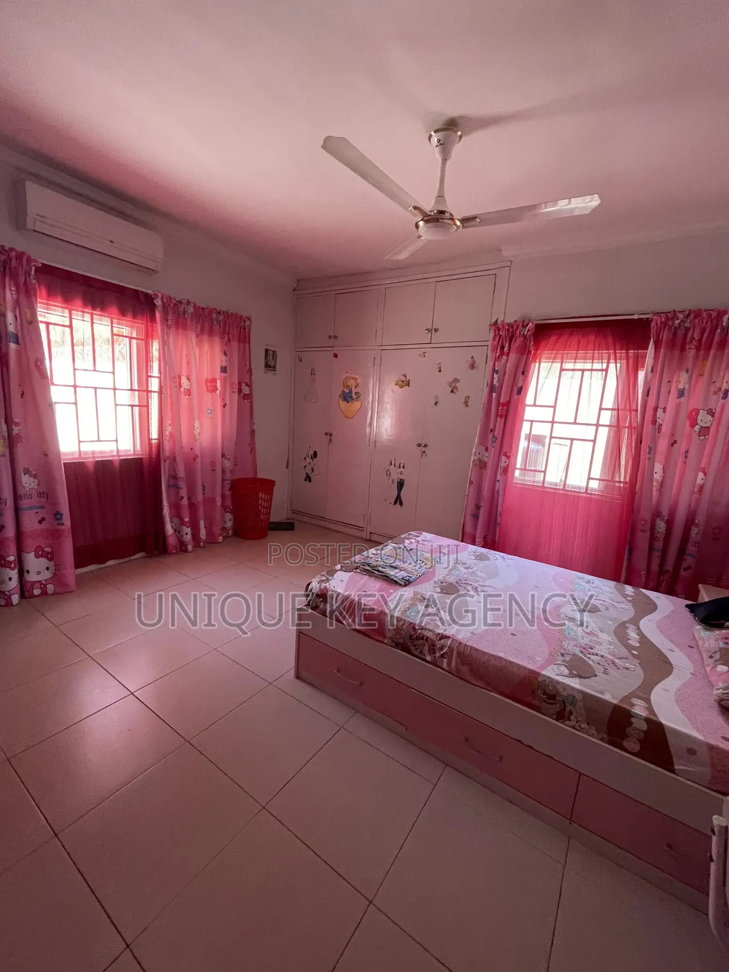Furnished 3bdrm House in Unique Key Agency, Manet Court for sale