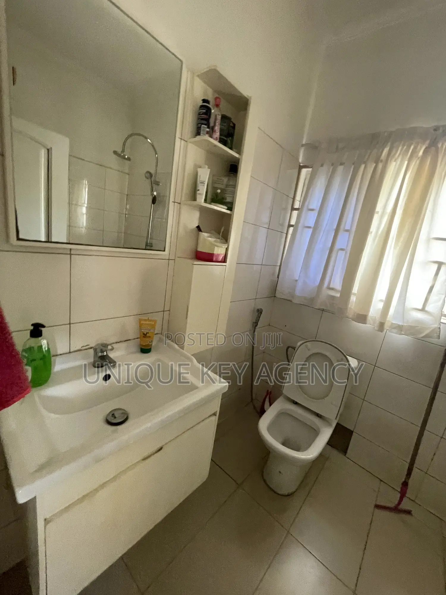 Furnished 3bdrm House in Unique Key Agency, Manet Court for sale