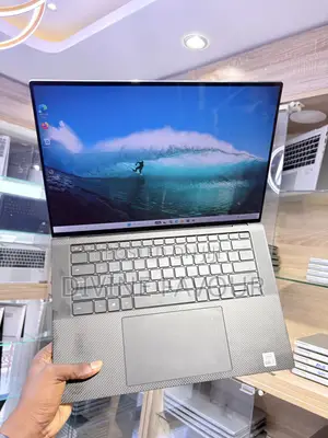 Laptop Dell Precision 5560 16GB Intel Core i7 SSD 1T