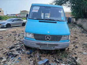 Mercedes-Benz Sprinter 2005 White