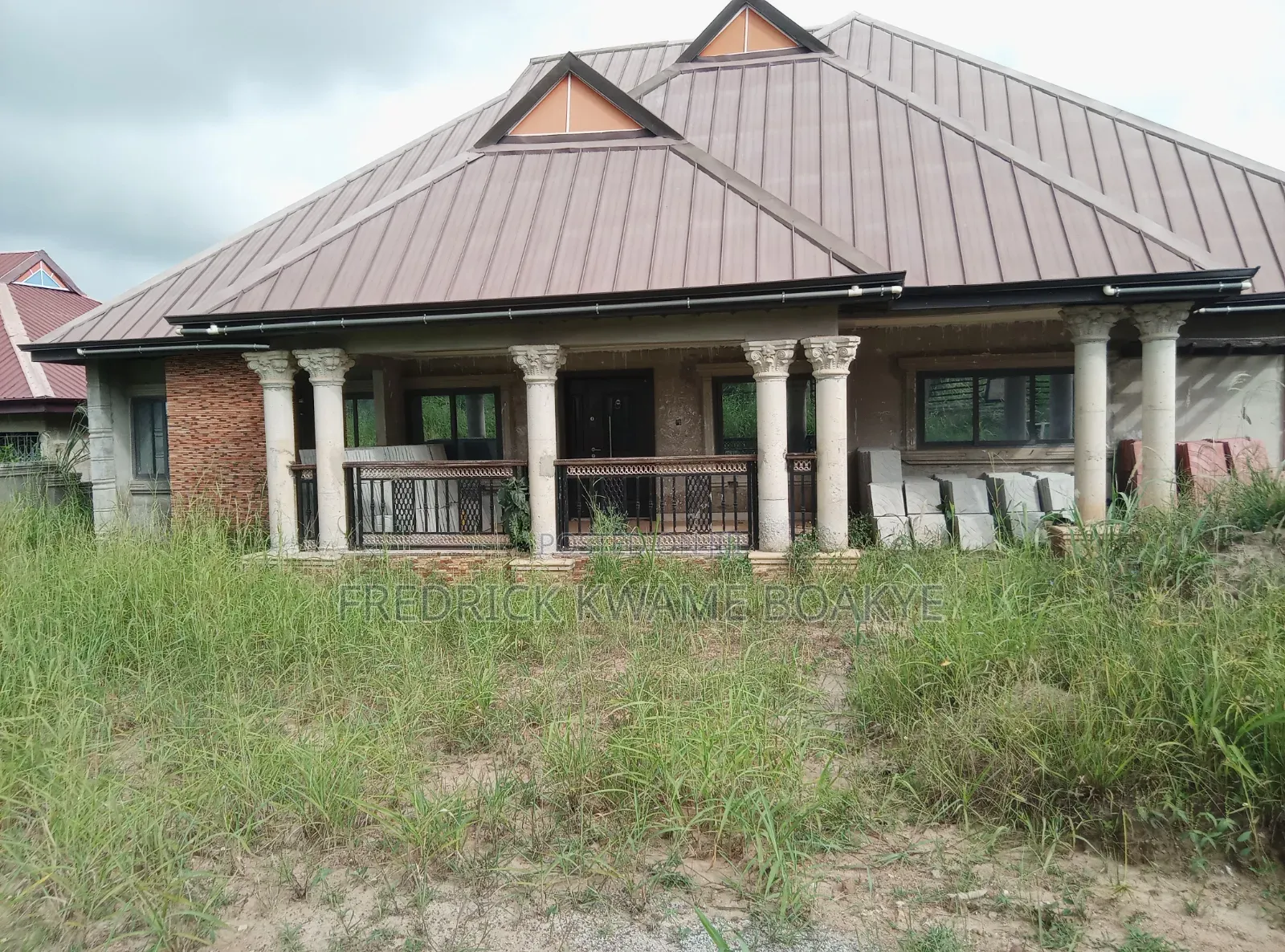 4bdrm House in Brother K Estate, Kumasi Metropolitan for sale