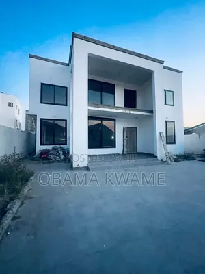 4bdrm Penthouse in Laryea Homes, American House for sale
